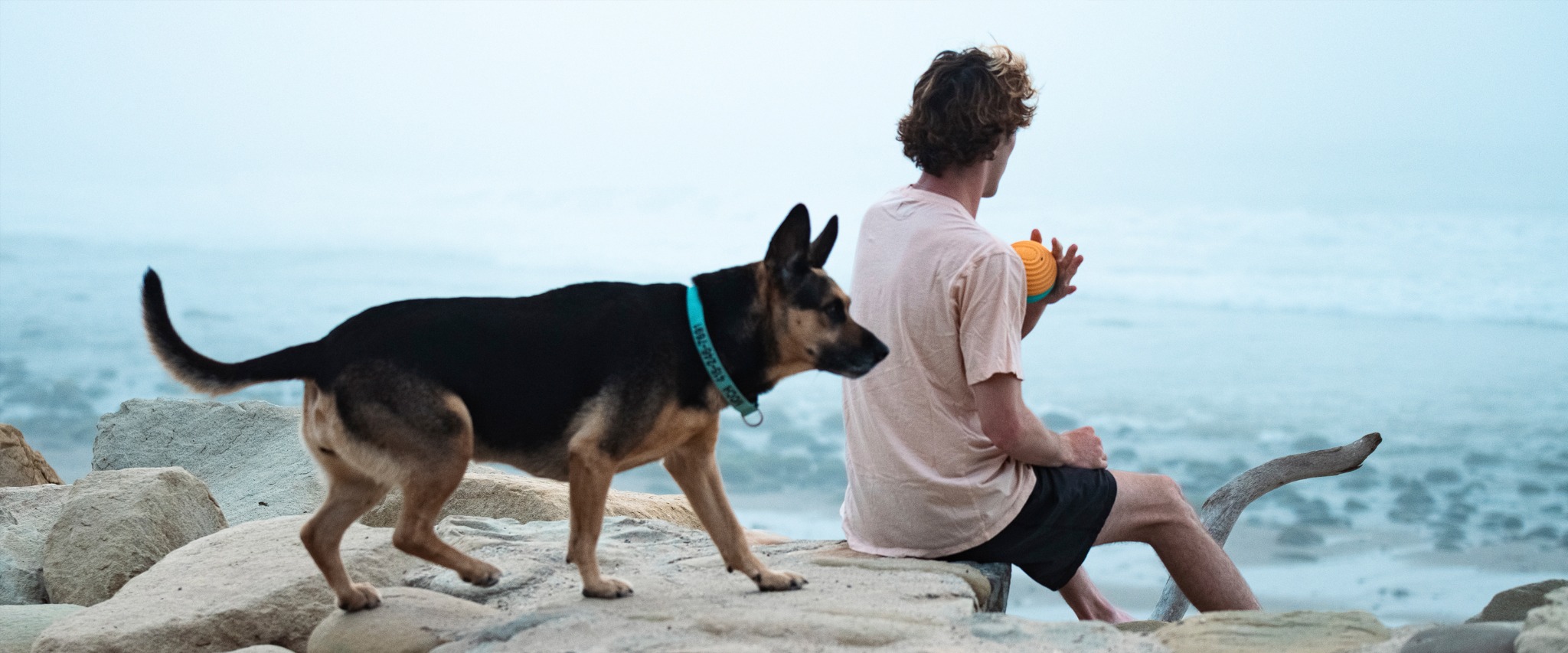 Njoie recovery product in an active coastal lifestyle setting